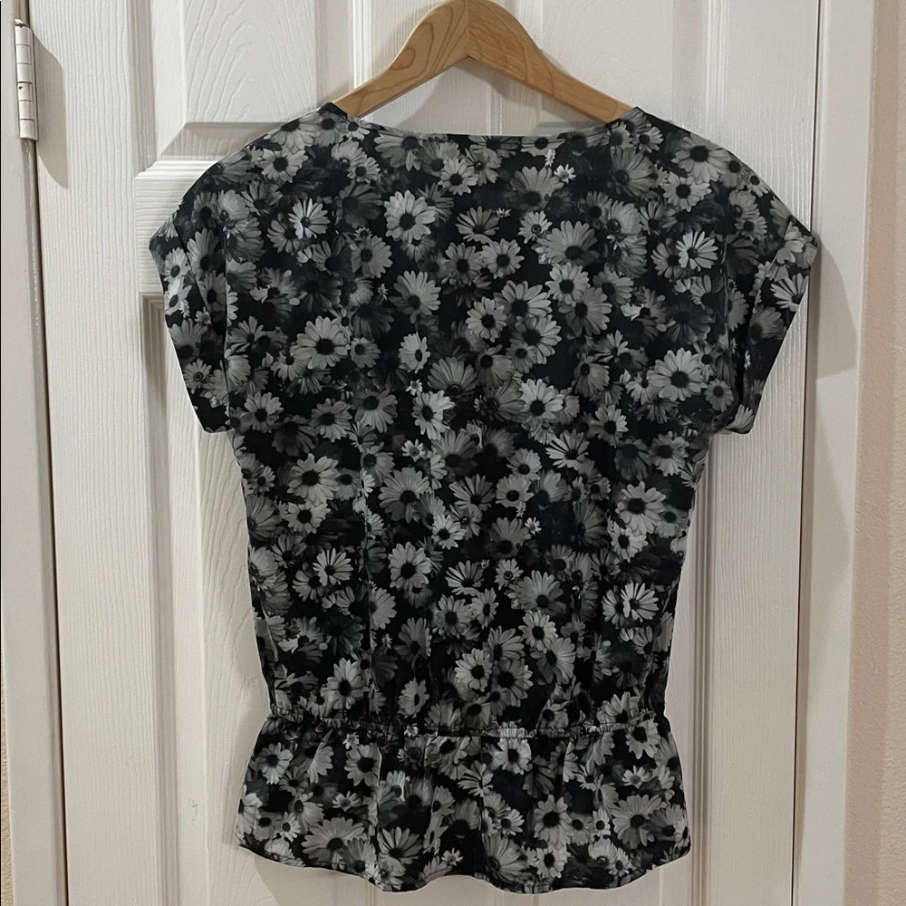 Michael Kors Daisy-Printed Blouse (M)